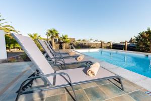 Bazén v ubytování Sea Moon Lanzarote nebo v jeho okolí