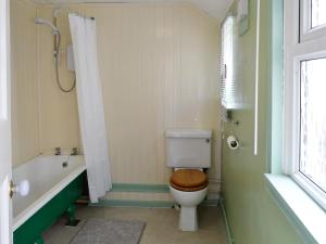 Een badkamer bij Ferrybridge View