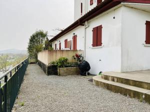 Budynek, w którym mieści się apartament