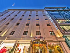 a view of the front of a building at Bekdas Hotel Deluxe & Spa in Istanbul