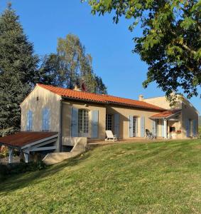 Fotografie z fotogalerie ubytování Foix Villa 150m2 dans très grand parc arboré v destinaci Foix