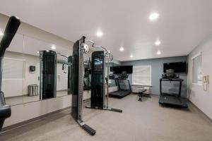 Posilňovňa alebo fitness centrum v ubytovaní WoodSpring Suites San Antonio UTSA - Medical Center