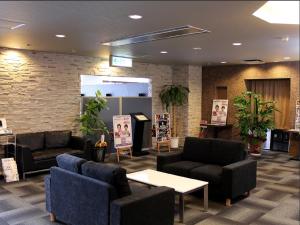 HOTEL LiVEMAX BUDGET Iyo Mishima的休息区