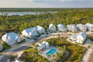 an aerial view of a row of houses at Starfish Cottage in Gulf Shores
