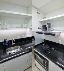 Apartamento Inteiro em Gramado Bavária Centro tesisinde mutfak veya mini mutfak