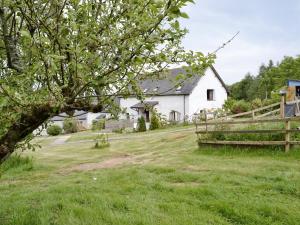 The building in which the holiday home is located