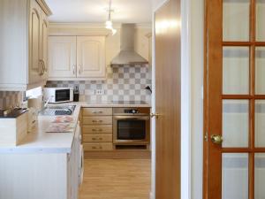 A cozinha ou cozinha compacta de Wee Manly