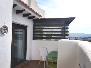 Balkon lub taras w obiekcie Sol y Alma Mediterranean Apartment