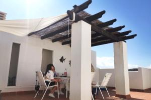 Balkon lub taras w obiekcie Sol y Alma Mediterranean Apartment
