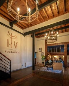 Afbeelding uit fotogalerij van HOTEL VOLKANICO in Curacautín