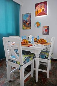 A seating area at Darna Hostel