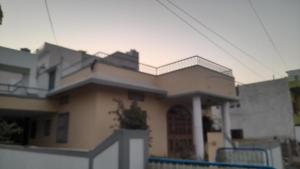 Το κτήριο όπου στεγάζεται  η παραθεριστική κατοικία +4 φωτογραφίες