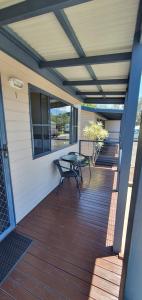 Rõdu või terrass majutusasutuses Sunset Caravan Park Woolgoolga