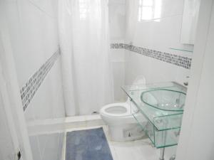 Um banheiro em Hostal EL Prado