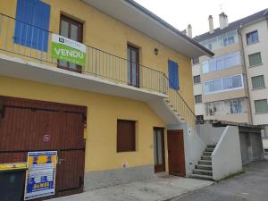 Budynek, w którym mieści się apartament