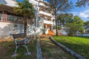 Vonkajšia záhrada v ubytovaní Guest House Agava