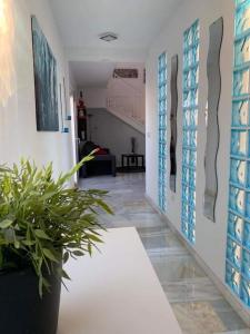 Televízia a/alebo spoločenská miestnosť v ubytovaní 4+2 beds apartment in VillaMartin, Torrevieja