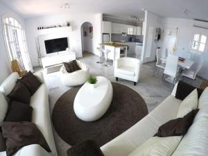 Kuchyň nebo kuchyňský kout v ubytování 6 beds Apartment in Nerja, Spain