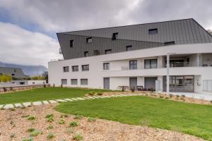 Vonkajšia záhrada v ubytovaní Le 305 - T3 with garage and beautiful terrace
