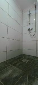 ห้องน้ำของ Apt Almas, en résidence avec piscine