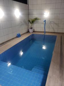 Casa da Idinha内部或周边的泳池