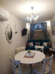 Posedenie v ubytovaní Charming apartment piccolo paradiso