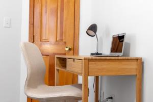 Galeriebild der Unterkunft Sleeps 5 near ferry, train to Boston and downtown -2br apartment in New Bedford