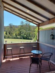Μπαλκόνι ή βεράντα στο Bellingen Guest Suite with Forest Views