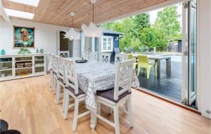 Fotografie z fotogalerie ubytování 3 Bedroom Awesome Home In Nykøbing Sj v destinaci Nykøbing Sjælland