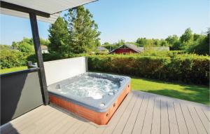Πισίνα στο ή κοντά στο Holiday Home Hybenvænget Hejls Denm