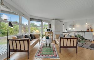 Χώρος καθιστικού στο Holiday Home Troldurtvej Væggerløse Iii