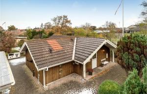 an overhead view of a house with a roof at 2 Bedroom Beautiful Home In Slagelse in Slagelse