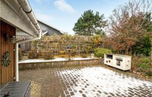 Zahrada ubytování 2 Bedroom Amazing Home In Slagelse