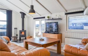 Istumisnurk majutusasutuses Beautiful Home In Hvide Sande With 3 Bedrooms, Sauna And Wifi