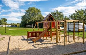 Fotografie z fotogalerie ubytování Pet Friendly Home In Tranekær v destinaci Tranekær