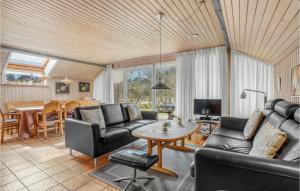 Istumisnurk majutusasutuses Nice Home In Rm With 4 Bedrooms, Sauna And Wifi