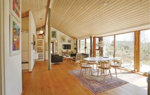 Et opholdsområde på Holiday Home Ellekrogen