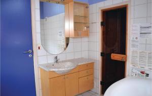 Koupelna v ubytování Holiday Home Vestergårdsvej Rømø Ix