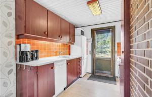 Kuchyň nebo kuchyňský kout v ubytování Holiday Home Ved Volden Blåvand