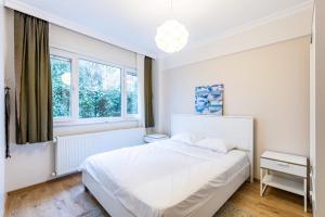 Kép Cozy Flat With Outstanding Bosphorus View in Beyoglu szállásáról Isztambulban a galériában