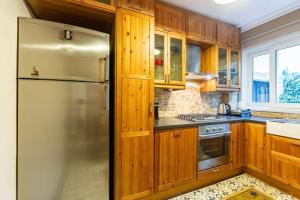 Kép Cozy Flat With Outstanding Bosphorus View in Beyoglu szállásáról Isztambulban a galériában