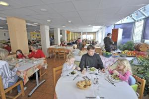 Επισκέπτες που μένουν στο VVF Haute-Loire Les Estables +27 φωτογραφίες