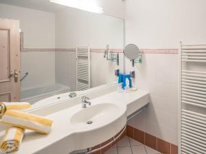 Bilik mandi di Hotel Föhrenhof