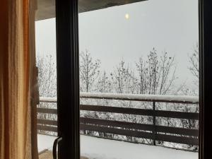 冬天的Studio sympa avec terrasse , maxi 4 pers.Briançon