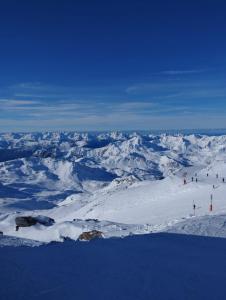Obiekt Appartement 6 personnes, les 3 vallées, près des Thermes zimą