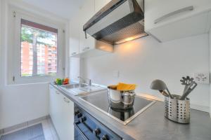 Kuchyň nebo kuchyňský kout v ubytování Casa Glicine - Happy Rentals + 11 fotografií