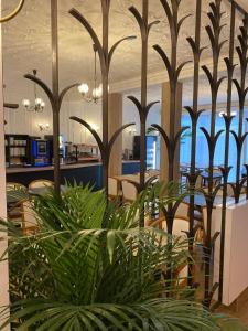 Imagen de la galería de Hotel du Louvre, en Cherbourg-en-Cotentin
