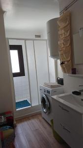 A kitchen or kitchenette at Gîte - Appartement - sans draps et serviettes