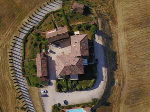 Letecký snímek ubytování Podere Le Volpaie, Volterra, Tuscany