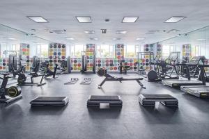 Fitness centrum a/nebo fitness zařízení v ubytování Seaside Los Jameos